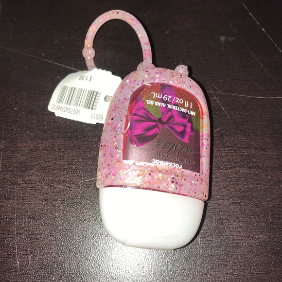Bath & Body Works Other - • FREE GIFT • Bath & Body Works Hand Gel